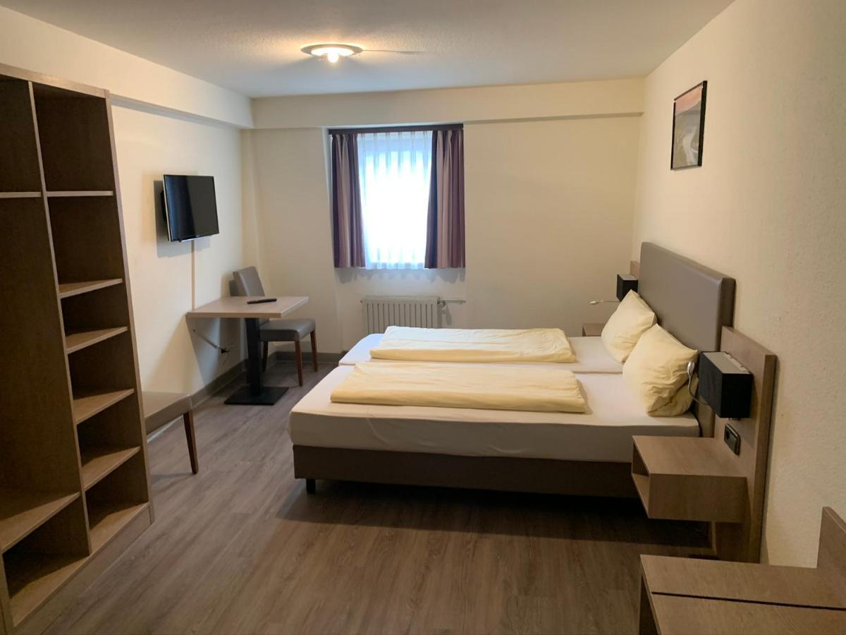 Hotel Montag ザンクト・ゴアー エクステリア 写真